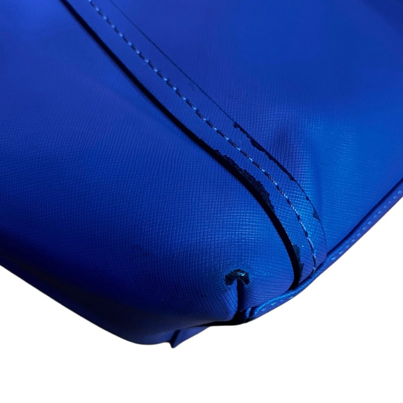 Coach Peyton Leather Pocket Tote F25667 – Porcelain Blue - Picture 15 of 15